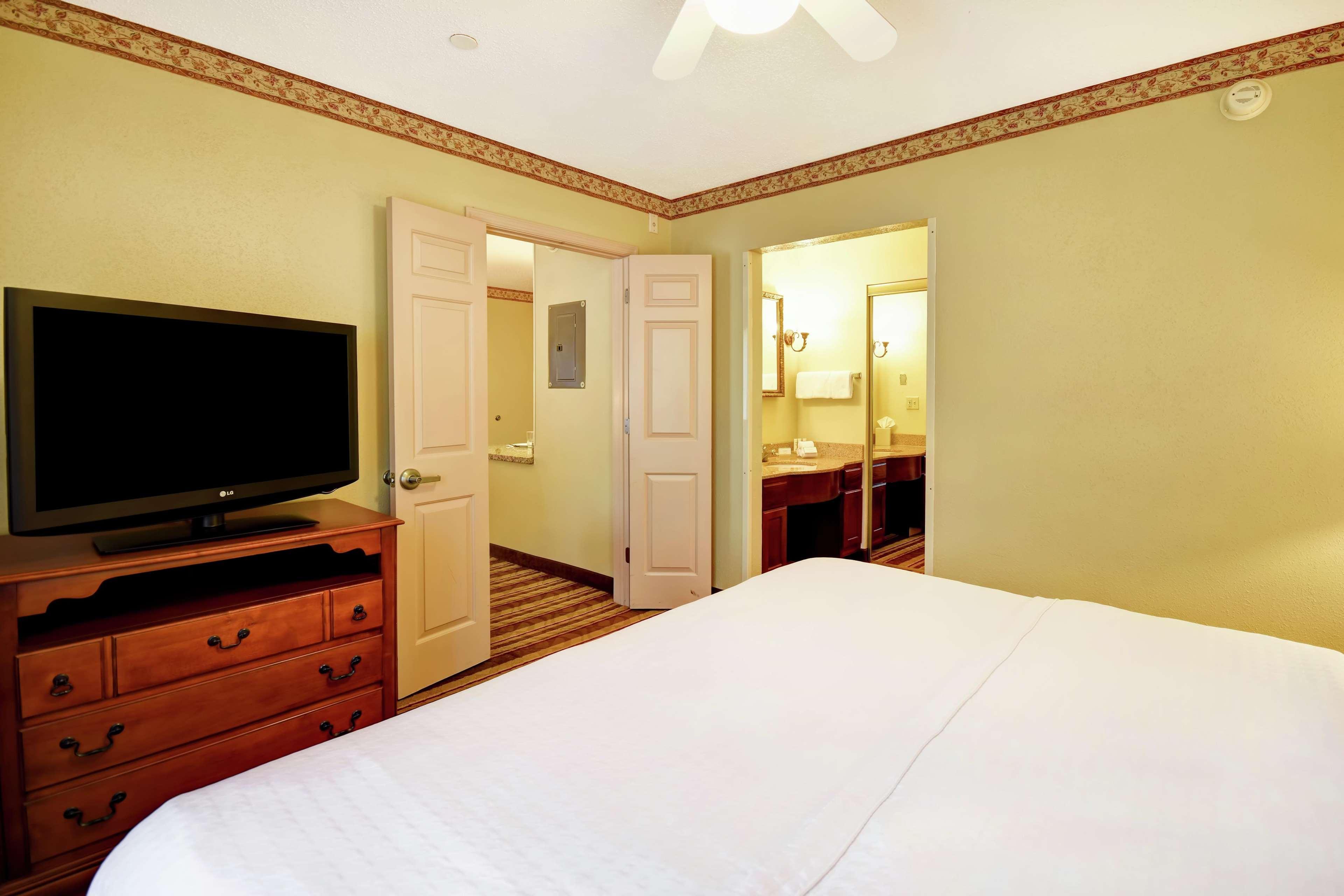 Homewood Suites By Hilton Chester Kültér fotó