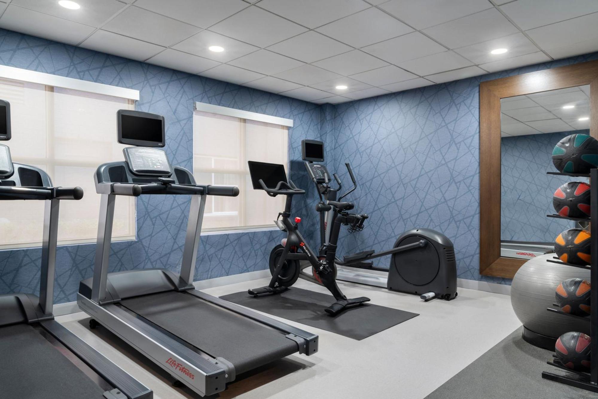 Homewood Suites By Hilton Chester Kültér fotó