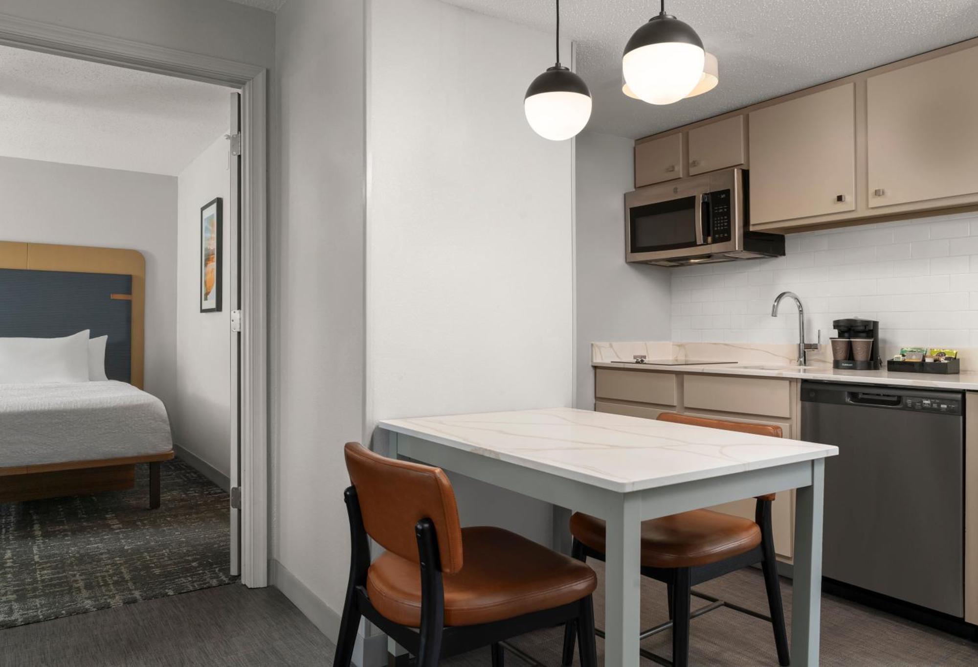 Homewood Suites By Hilton Chester Kültér fotó